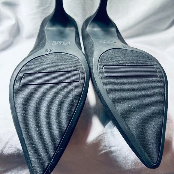 Black Suede High Heel Pointed Toe Pumps - Picture 3 of 7